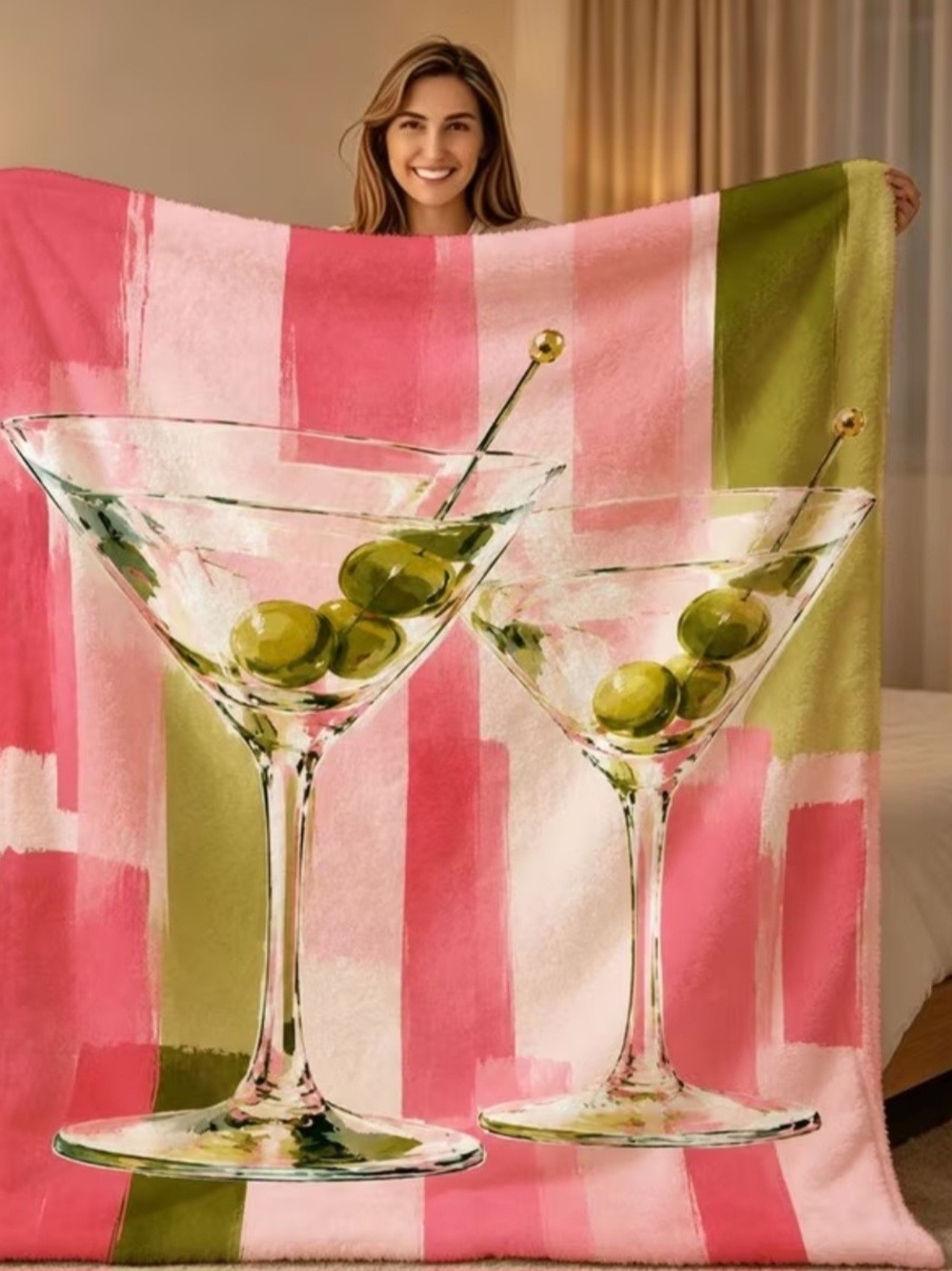 Home Holiday Pink & Green Martini Throw Blanket